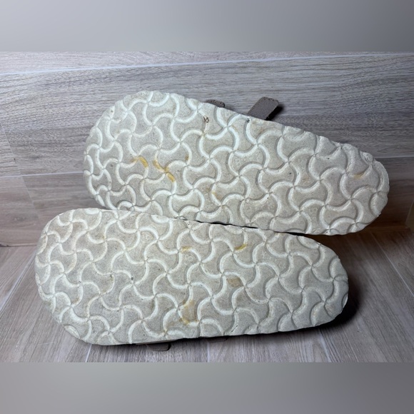 Birkenstock Mayari Size 37 Women’s Nubuck Cream Sandals White Sole Regular Width - Picture 11 of 12